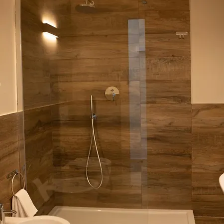 Il Vecchio Ippocastano Adults Only Apartment